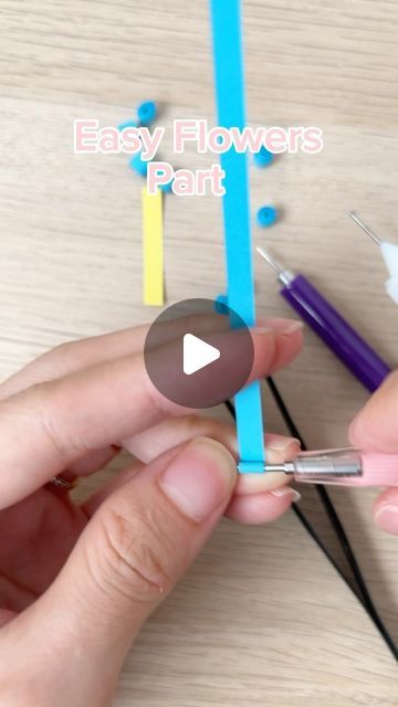 Easy Quilled Flowers, Free Quilling Patterns Flowers, Free Quilling Patterns Tutorials, Quilling Patterns Free, Free Quilling Patterns, Quilling Patterns Tutorials, Quilling Flowers Tutorial, Flowers Quilling, Quilling Images