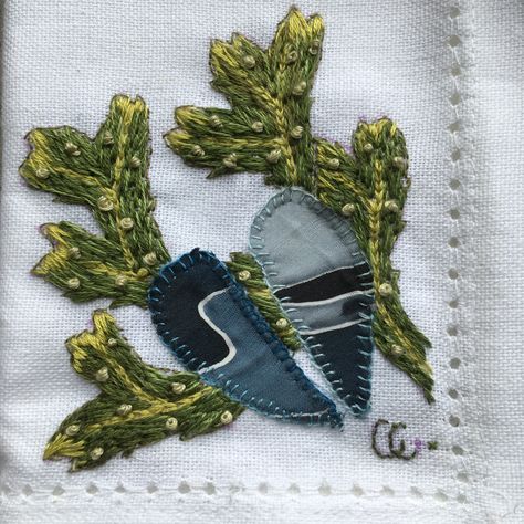 Embroidery - silk painted mussel shells with seaweed embroidery Seaweed Embroidery, Mussel Shell, Picture Inspiration, Silk Painting, Inspirational Pictures, Shells, Thread, Yarn, Couture