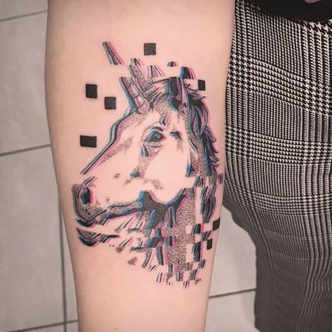 _ＰＥＧＡＺＵＳ.nes_ @_wisniewskv_ . . . . #Tattoo #Vaporwave #VaporArt #Synthwave #Retrowave #Glitch #GlitchArt #GlitchTattoo #Equilattera… Vaporwave Tattoo, Glitch Tattoo, Contemporary Tattoo, Vapor Art, Unicorn Tattoo, Wave Tattoo, Unicorn Tattoos, Epic Tattoo, Tattoo Hand