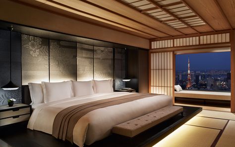 Top 10 Hotels in Tokyo Japanese Hotel Room, Modern Japanese Bedroom, Bedroom Japanese Style, Japanese Bedroom Ideas, Japanese Inspired Bedroom, Japanese Style Bedroom, Modern Hotel Room, Japanese Hotel, Japanese Bedroom