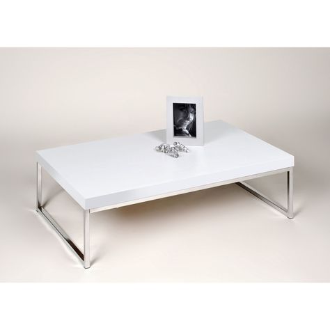 Table Room Ideas, Coffee Table Room, White Gloss Coffee Table, Made Coffee Table, Table Room, White Table Top, Elegant Centerpieces, Room Goals, Low Tables