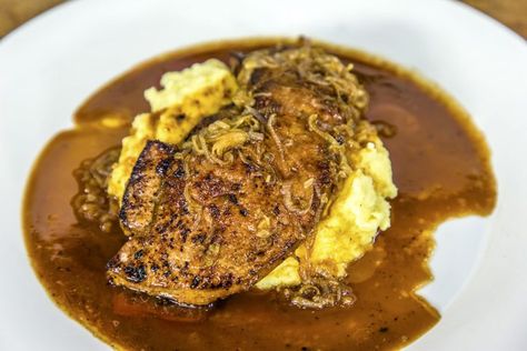 Calves' Liver with Onion Gravy and Mash | James Martin Chef Roasted Tomato Chicken, Calves Liver, Low Fat Chicken Recipes, James Martin Recipes, Morning Recipes, Recipes For Chicken, Bbq Sauce Chicken, Liver And Onions, Recipe Using Chicken