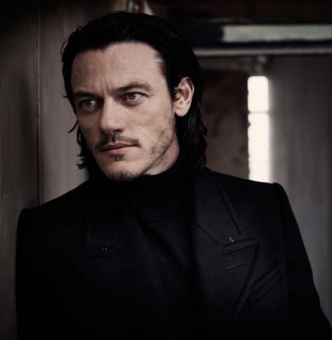 Luke Evans Actor, Luke Evans Dracula, Luke Evens, The Great Train Robbery, Rabastan Lestrange, Vlad Dracula, Walburga Black, Dracula Untold, House Of Black