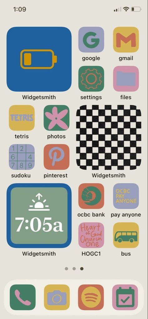 Retro Ipad Homescreen, Homescreen Layout Colorful, Iphone Customized Home Screen, Colorful Widget Aesthetic, Phone Set Up Homescreen Aesthetic, Home Screen Aesthetic Layout, Settings Widget Icon, App Organization Iphone Aesthetic Icons, Retro Homescreen