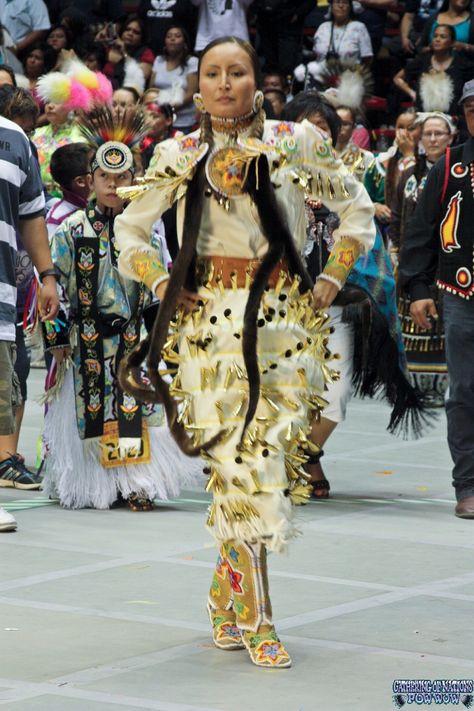 Jingle dress dancer 2 Jingle Dancer, Jingle Dress Dancer, Powwow Dancers, Native Woman, Wounded Knee, American Indian Girl, Powwow Regalia, Jingle Dress, Native Culture