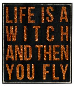 Allllll meeeee- witchy witchy indeed! :) Halloween Signs And Sayings, Signs And Sayings, Witch Pictures, Witch Signs, Tabletop Signs, Primitives By Kathy, Theme Halloween, A Witch, Halloween Signs