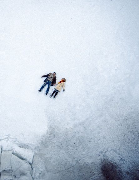 Meet Me In Montauk, Winter Movies, Snow Couple, Five Feet Apart, Eternal Sunshine Of The Spotless Mind, Angel Aesthetic, Winter Photo, Snow Angels, Film Inspiration