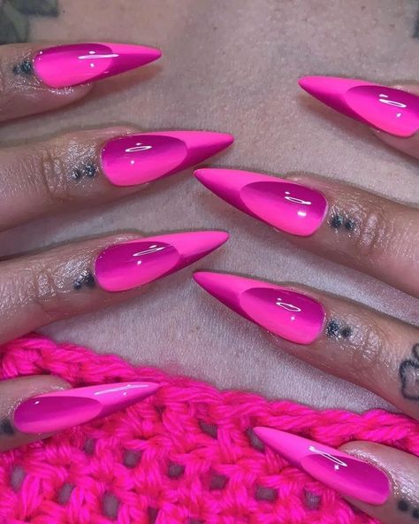 Nails Ombre French, Ombre French Nails, Dekoratívne Vence, Nail Design Glitter, Funky Nail Art, Nails Ombre, Nails Yellow, Get Nails, Pink Nail