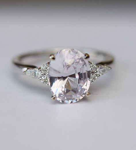 Lavender Sapphire, 14k White Gold Diamond Ring, Gorgeous Rings, Light Lavender, Platinum Engagement Rings, White Gold Diamond Rings, Sapphire Engagement Ring, Wedding Rings Unique, Engagement Rings Oval