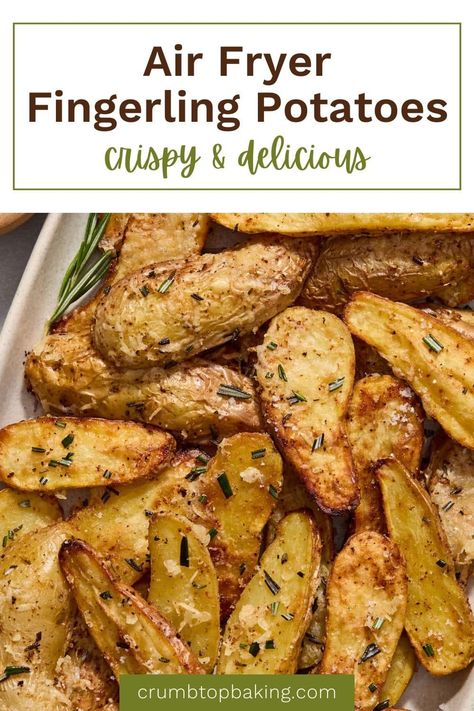 Roasted Fingerling Potatoes Air Fryer, Fingerling Potato Recipe Air Fryer, Air Fryer Fingerling Potatoes, Crispy Potatoes Air Fryer, Fingerling Potatoes Air Fryer, Roasted Potatoes In Air Fryer, Fingerling Potato Recipe, Fingerling Potatoes Recipes, Air Fryer Chips