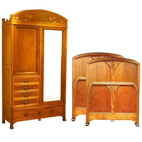 French Three Pieces Bedroom Suite | From a unique collection of antique and modern bedroom sets at http://www.1stdibs.com/furniture/more-furniture-collectibles/bedroom-sets/ Modern Bedroom Sets, Twin Beds, Bedroom Suite, Twin Bed, Bedroom Sets, Modern Bedroom, Solid Oak, Collectibles, Bedroom