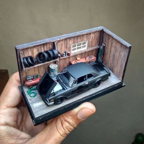 Hot Wheels Garage Diy, Hot Wheels Cars Display, Garage Diorama, Diecast Cars Display, Hot Wheels Room, Diorama 1:64, Hot Wheels Display, Model Cars Building, Hot Wheels Garage