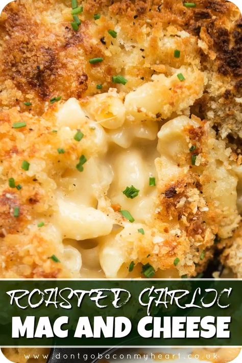 Take your homemade mac and cheese to new heights by adding Roasted Garlic. The caramelized hint of the garlic makes this baked mac and cheese truly irresistible! #roastedgarlic #macandcheese #macaronicheese #macaroni #bakedmacandcheese | www.dontgobaconmyheart.co.uk Garlic Mac And Cheese, Homemade Mac And Cheese, Macaroni Cheese Recipes, Macaroni Recipes, Baked Mac, Fun Easy Recipes, Macaroni Cheese, Vegetarian Meals, Idee Pasto Sano