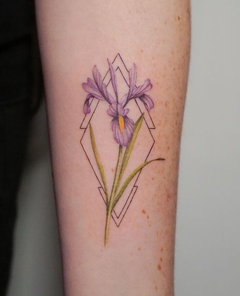 Iris Flower Tattoo, Tattoo 2024, Iris Tattoo, Ear Tattoos, Iris Flower, Mom Tattoos, Iris Flowers, Skin Art, First Tattoo