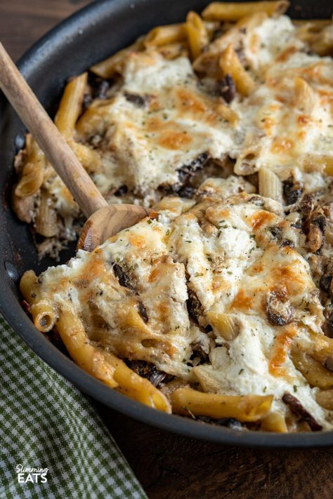 Ricotta Pasta Recipes, Christmas Leftovers Recipes, Mushroom Pasta Bake, Mushroom Recipes Pasta, Baked Mushrooms, Ricotta Recipes, Marinated Mushrooms, Quick Vegetarian Meals, Italian Favorites