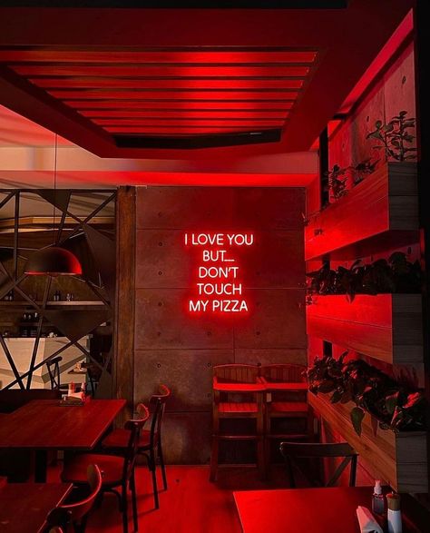 #NeonSigns #BrightIdeas #NeonSignNames #NeonInspiration #NeonRoom #RoomDecor Neon Signs In Restaurants, Restaurant Neon Sign Ideas, Pizza Neon Sign, Small Restaurant Design Ideas, Neon Signs Aesthetic, Pizza Decor, Restaurant Neon Sign, Neon Sign Board, Exhibition Signage