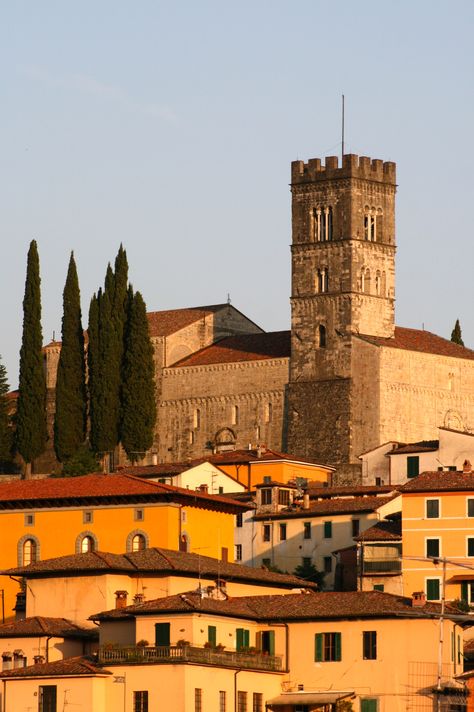 Barga, Lucca, Toscany Barga Italy, Pictures Of Italy, Lucca Tuscany, Italy Tourism, Lucca Italy, Toscana Italy, Tuscany Travel, Toscana Italia, Under The Tuscan Sun