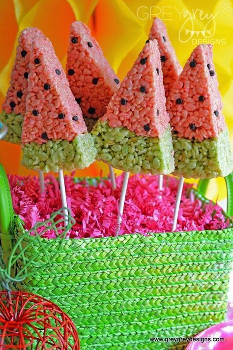 Tutie Fruity Birthday Party, Fruit Party Ideas Kids, Twotti Fruitti, Fruity Party, Twotti Fruity, Tutti Frutti Birthday Party, Hey Bear, Fruit Birthday Party, Watermelon Birthday Parties