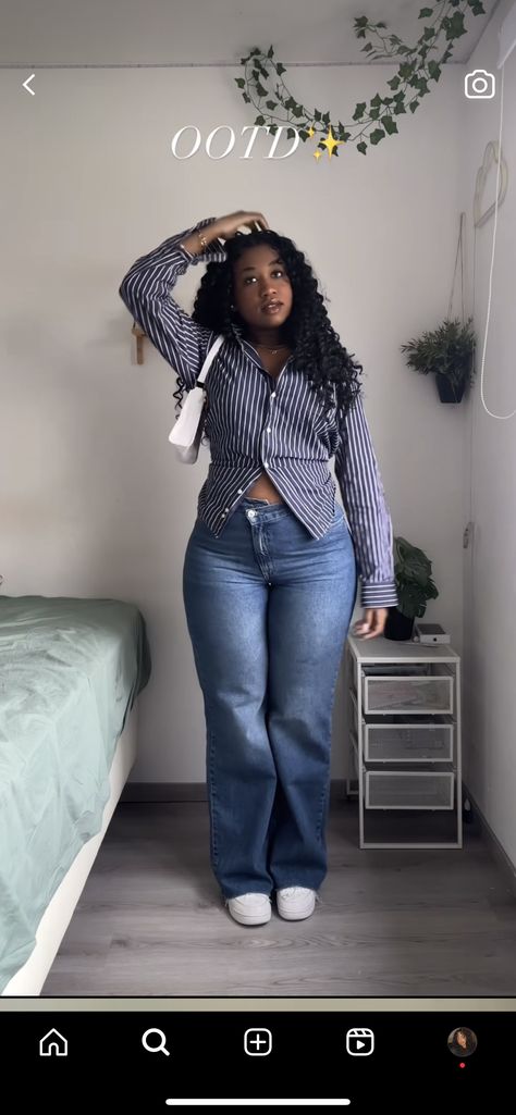 Heavy Top Outfit, Clothes Inspo Midsize, Millenial Vs Genz Outfits, Mid Size Fashion Going Out, Band Tee Winter Outfits, Dressing For Your Body Type Pear, Office Siren Midsize, Plus Size Classy Outfits Casual, Midsize Style Fall