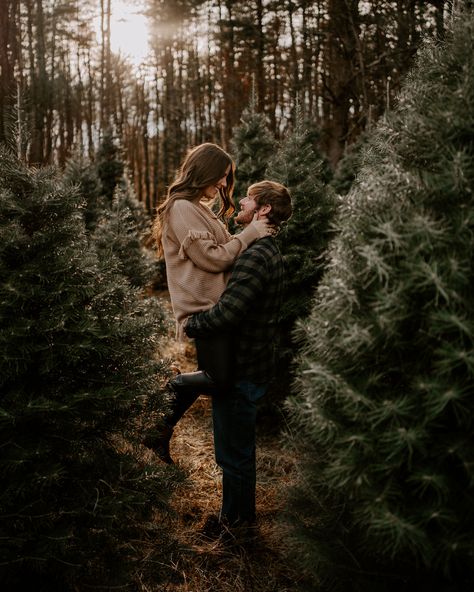 Christmas Pictures At Tree Farm, Holiday Card Photoshoot, Couples Photoshoot Tree Farm, Christmas Tree Farm Photo Shoot Outfits Couple, Couples Outdoor Christmas Photos, Engagement Photos Christmas Tree Farm, Couples Christmas Tree Pictures, Christmas Pictures In The Woods, Christmas Photoshoot Tree Farm