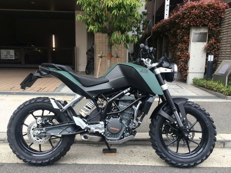 Ktm Cafe Racer, Duke 200, Ktm Duke 200, Custom Bikes Cafe Racers, Honda Scrambler, Duke Bike, Ktm Motorcycles, Custom Sport Bikes, Futuristic Motorcycle