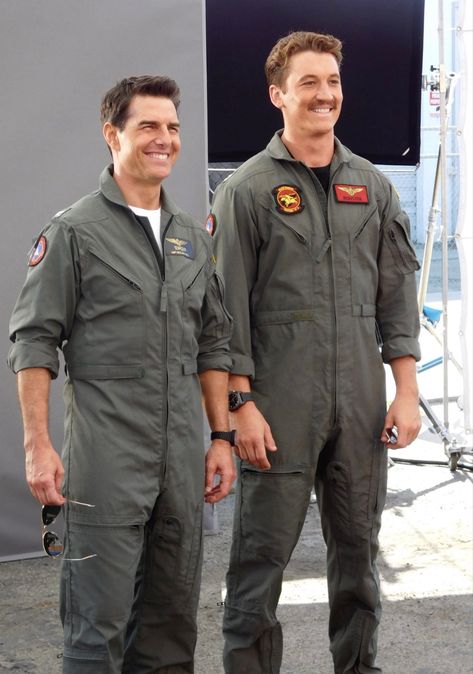 Goodness Gracious Great Balls Of Fire, Maverick And Rooster, Bradley Rooster Bradshaw, Pete Maverick Mitchell, Rooster Bradshaw, Maverick Mitchell, Tom Cruise Hot, Maverick And Goose, Tom Cruise Movies