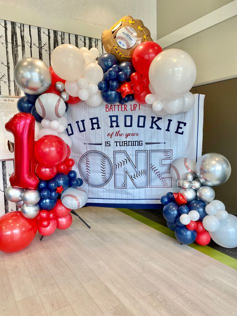 Baseball Birthday Balloon Arch, Rookie Year Balloon Arch, Baseball Party Balloon Arch, Rookie Of The Year Balloon Arch, Sports Balloon Arch, Baseball Balloon Arch, Tball Snacks, Sports Balloons, Baseball Balloons