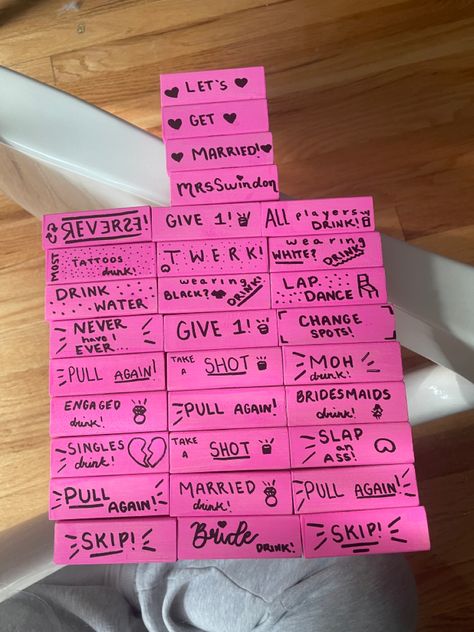 Drunk Jenga, Homemade Board Games, Diy Party Games, White Drinks, Galentines Party, Pink Birthday Party, Cute Birthday Outfits, Relationship Psychology, Fun Party Games