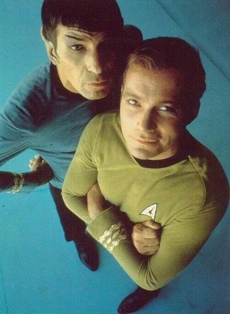 SPOCK AND KIRK Kirk And Spock, Star Trek Data, Spock And Kirk, Star Trek Spock, Star Trek Original Series, Star Trek Series, Star Trek Images, Star Trek Original, Captain Kirk