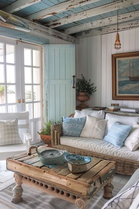 Seaside Cottage Interior, Shabby Chic Lounge, Cottage Design Ideas, Modern Beach Cottage, Beach Cottage Ideas, Coastal Cottage Living Room, Modern Coastal Living Room, Beach Cottage Design, Cottage Makeover