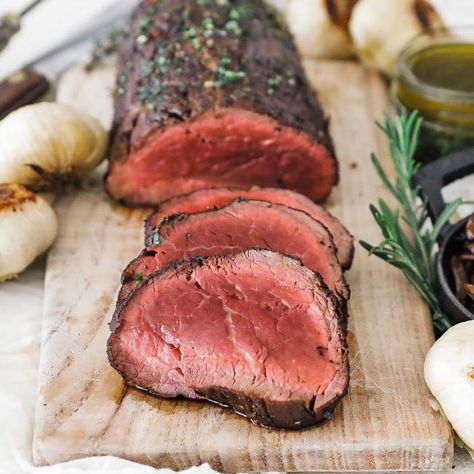 Chef Billy Parisi - Perfect Beef Tenderloin Roast Recipe Beef Tenderloin Medallions, Tenderloin Roast Recipe, Perfect Beef Tenderloin, Beef Tenderloin Roast Recipes, Filet Mignon Roast, Osso Bucco Recipe, Perfect Roast Beef, Braciole Recipe, Chef Billy Parisi