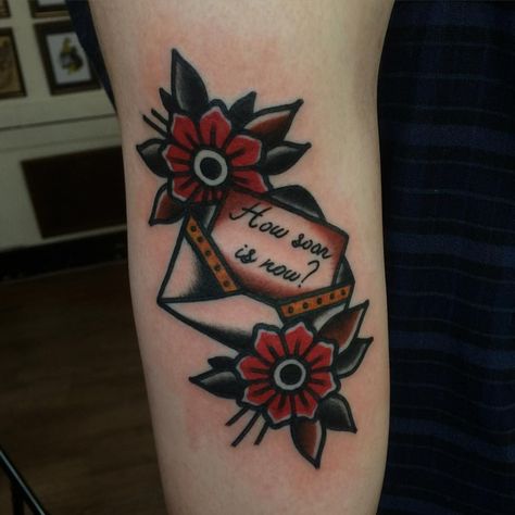 Tattoo Ideas Leg Female, Smiths Tattoo, Tattoo Ideas Leg, Envelope Tattoo, Traditional Tattoo Filler, Traditional Tattoo Flowers, Letter Tattoo, Old School Tattoo Designs, Traditional Tattoo Art