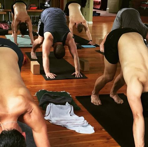 #men #man #yoga Man Yoga, Yoga Aesthetic, Abs Workout For Women, Yoga For Men, Yoga Class, Abs Workout, Sumo Wrestling, Yoga