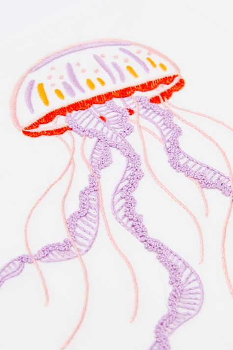 Jellyfish Pattern, Animal Embroidery Designs, Flamingo Pattern, Animal Embroidery, Embroidery Patterns Free, Knitting Gift, Free Embroidery, Art Kit, Pattern Free