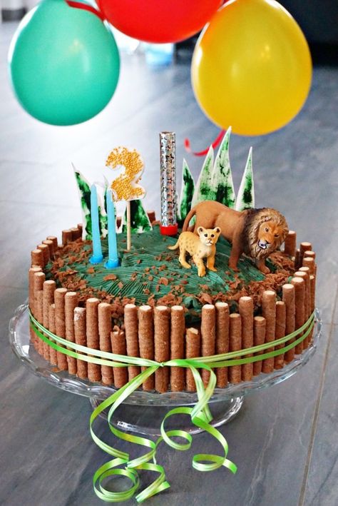 Wild Birthday Party, Jungle Cake, Zoo Birthday, Safari Cakes, Safari Birthday, Safari Party, Birthday Cake Kids, Unique Recipes, Kids Cake