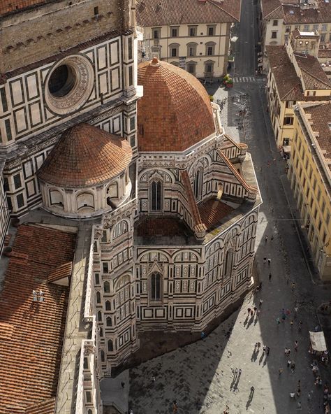 Another Florence photo dump, mostly indoors: 1: Piazza del Duomo and Santa Maria del Fiore, viewed from Giotto’s Tower 2: Baptistry of San Giovanni’s ‘Gates of Paradise’ (replica) by Ghiberti 3–9: 'Gates of Paradise’ (original) and other treasures in the Museo dell’Opera del Duomo 10, 11: Baptistry's South Door, interior mosaics 12: Cappella dei Principi, Medici Chapels 13: Museo di San Marco 14, 15: Garden of Eden and Peter getting his keys in the Church of Santa Maria Novella 16: Masaccio’... Gates Of Paradise, Piazza Del Duomo, Santa Maria Novella, Door Interior, Garden Of Eden, Santa Maria, Photo Dump, Florence, Mosaic