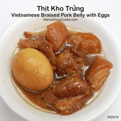 Thit Kho Recipe, Vietnamese Recipes Chicken, Thit Kho, Boyfriend Food, Caramelized Pork, Easy Vietnamese Recipes, Chicken Liver Pate, Braised Pork Belly, Tender Meat