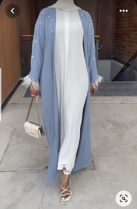 Muslimah Fashion Outfits Simple, Hijabi Dubai, Blue Abaya, Abaya Designs Latest, Dress Islamic, Modern Abaya, Abaya Hijab, Modern Hijab Fashion, Blouse Casual Fashion