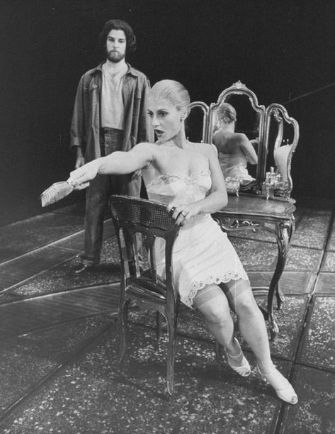 Patti Lupone Evita, Patti Lupone Anything Goes, Evita Core, Evita Musical, Modern Theatre, Mandy Patinkin, Production Photography, Flamboyant Gamine, Patti Lupone