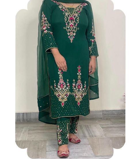 📦Dm us for online order& details customisation according to your choice Availability of matching punjabi jutti with dress ☎️ +91 8950444430 +91 9996460431 #boutique #boutiqueshopping #boutiquefashion #boutiquestyle #style #shopping #onlineshopping #boutiqueclothing #shoplocal #shopsmall #onlineboutique #fashionista #boutiquelove #ootd #smallbusiness #fashionblogger #boutiqueshop #instafashion #shop #boutiqueclothes #boutiqueonline #boutiquelife #boutiqueowner #design #womensfashion #... Punjabi Suits Designer, Bride Fashion Illustration, Couture Beading, Punjabi Suits Designer Boutique, Embroidery Boutique, Kurta Patterns, Colour Contrast, Punjabi Outfits, Classy Outfits For Women