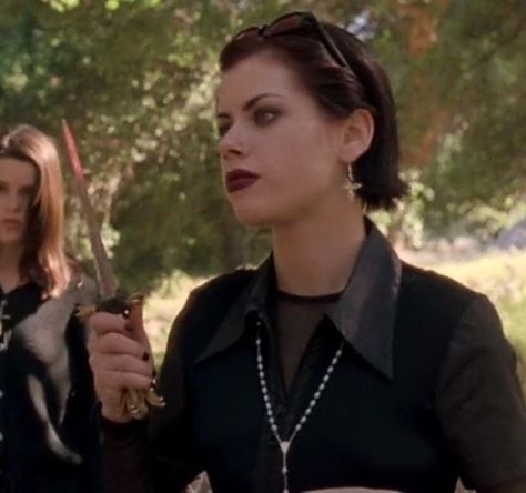 Nancy Downs Hair, The Craft 1996 Aesthetic, The Craft Movie Outfits, The Craft Pfp, Nancy Wallpaper, The Craft Aesthetic, Nancy The Craft, Fairuza Balk, Nancy Downs