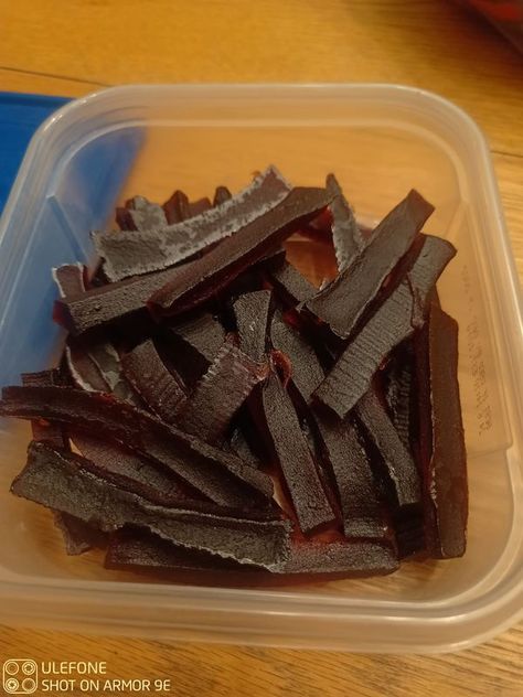 Dehydrated Cranberry Sauce, Cranberry Candy, Dehydrated Snacks, Cranberry Sauce Recipes, Dehydrator Ideas, Dehydrated Recipes, Ninja Skills, Canned Cranberries, Cranberry Jelly