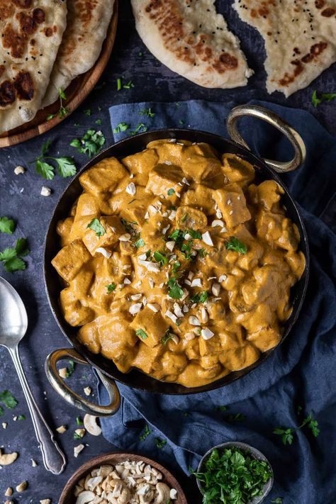 Vegan mushroom and tofu korma - this delicious vegan korma is rich, creamy and flavourful; it's way better than take out! You can vary the protein and veggies to suit you, making this a meal that everyone will love! #veganmeal #plantbased #meatfree #curry Tofu Korma, Tofu Mushroom Recipe, Vegan Korma, Korma Sauce, Vegan Curry Recipes, Korma Recipe, Vegan Mushroom, Tofu Dishes, Vegan Curry