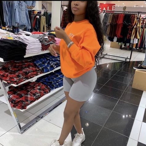 ‘Ayewhopinnedthat🧚🏽‍♀️ Biker Shorts Outfit, Shorts Outfit, Girls Summer Outfits, Teenager Outfits, Cute Swag Outfits, Baddie Outfits Casual, Dope Outfits, Teenage Fashion Outfits, Swag Outfits