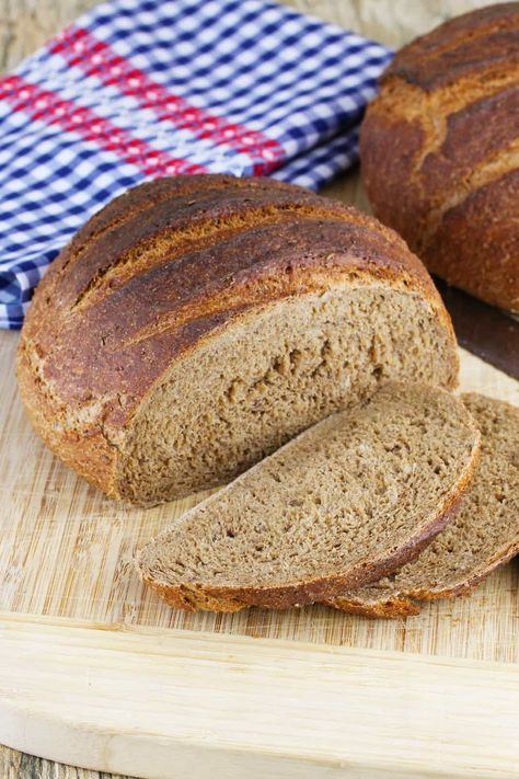 German Rye Bread Recipe, Scandinavian Bread, Dark Rye Bread Recipe, Milling Grains, Jewish Rye Bread, Dark Rye Bread, Homemade Rye Bread, Rye Bread Recipe, Bread Desserts