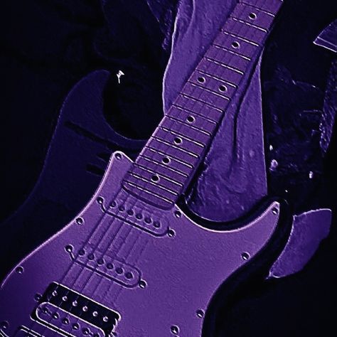 Purple Alt Aesthetic, Purple Guitar Aesthetic, Purple Rock Aesthetic, Witch Ocs, Rhodes Aesthetic, Phone Organisation, Purple Pfp, Purple Guitar, Purple Anime