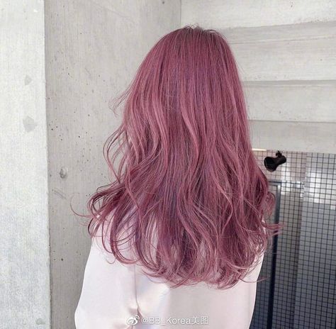 Light Magenta Hair, Cool Tone Pink Hair, Pink Violet Hair, Lavender Pink Hair, Muted Pink Hair, Natural Pink Hair, Pink Lavender Hair, No Bleach Hair Color, Pinkish Purple Hair