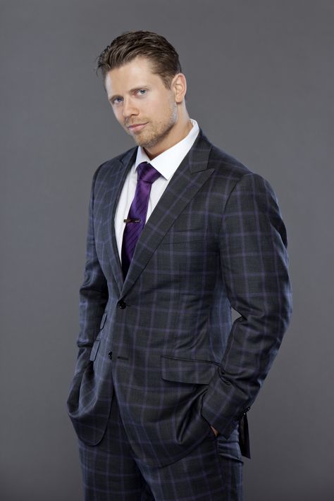 I always luvd the mizz.  Such hot sexy man 🍆💦💋👅❤️🐓 The Miz And Maryse, Suited Men, Wwe Outfits, Sports Clips, The Miz, The Runner, Wrestling Wwe, Aj Styles, Fashion Suits