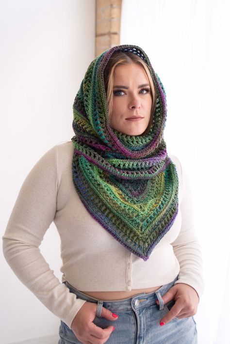 PDF Crochet Pattern Bohemian Hooded Cowl Scarf Boho - Etsy Canada Hooded Cowl Crochet Pattern, Hooded Cowl Pattern, Hooded Cowl Scarf, Halloween Scarf, Crochet Hooded Cowl, Hooded Scarf Pattern, Crochet Pour Halloween, Easy Clothing, Crochet Hooded Scarf