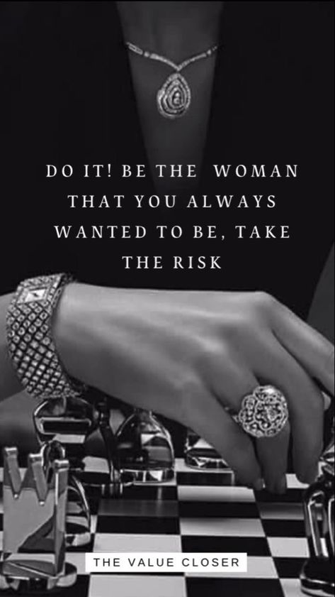 Focused Woman Aesthetic, Alpha Woman Wallpaper, Successful Women Quotes Boss, Aesthetic Wallpaper Women Power, Successful Women Aesthetic Quotes, Boss Energy Aesthetic, Successful Women Wallpaper, Successful Women Motivation, Powerful Business Woman Aesthetic